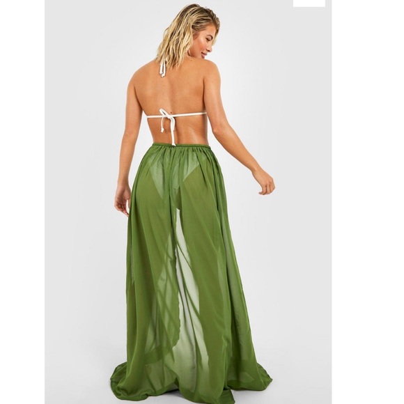 Green Beach Sarong - Picture 5 of 6